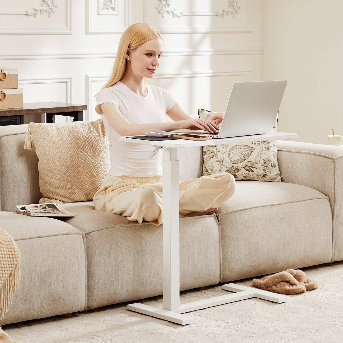 Adjustable mobile bed desk, computer desk, mobile standing desk, lifting desk, desk, white - Free Shipping - Aurelia Clothing