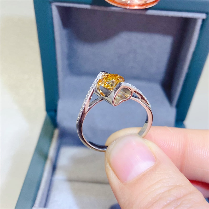 1 Carat Moissanite 925 Sterling Silver Ring - Aurelia Clothing