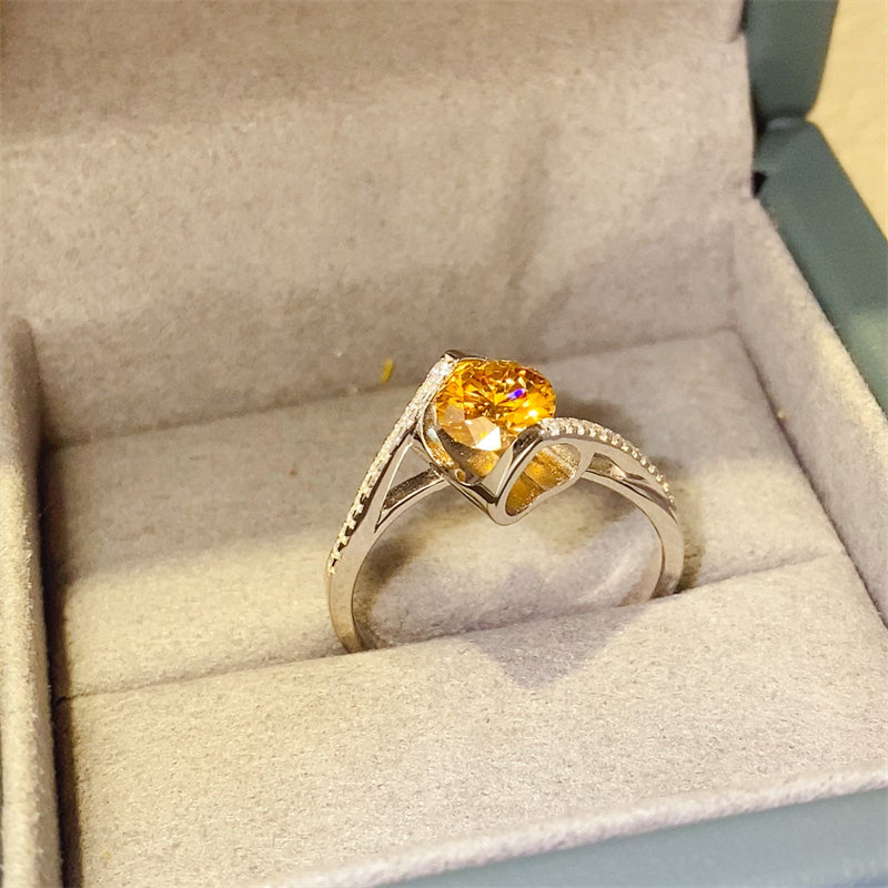 1 Carat Moissanite 925 Sterling Silver Ring - Aurelia Clothing