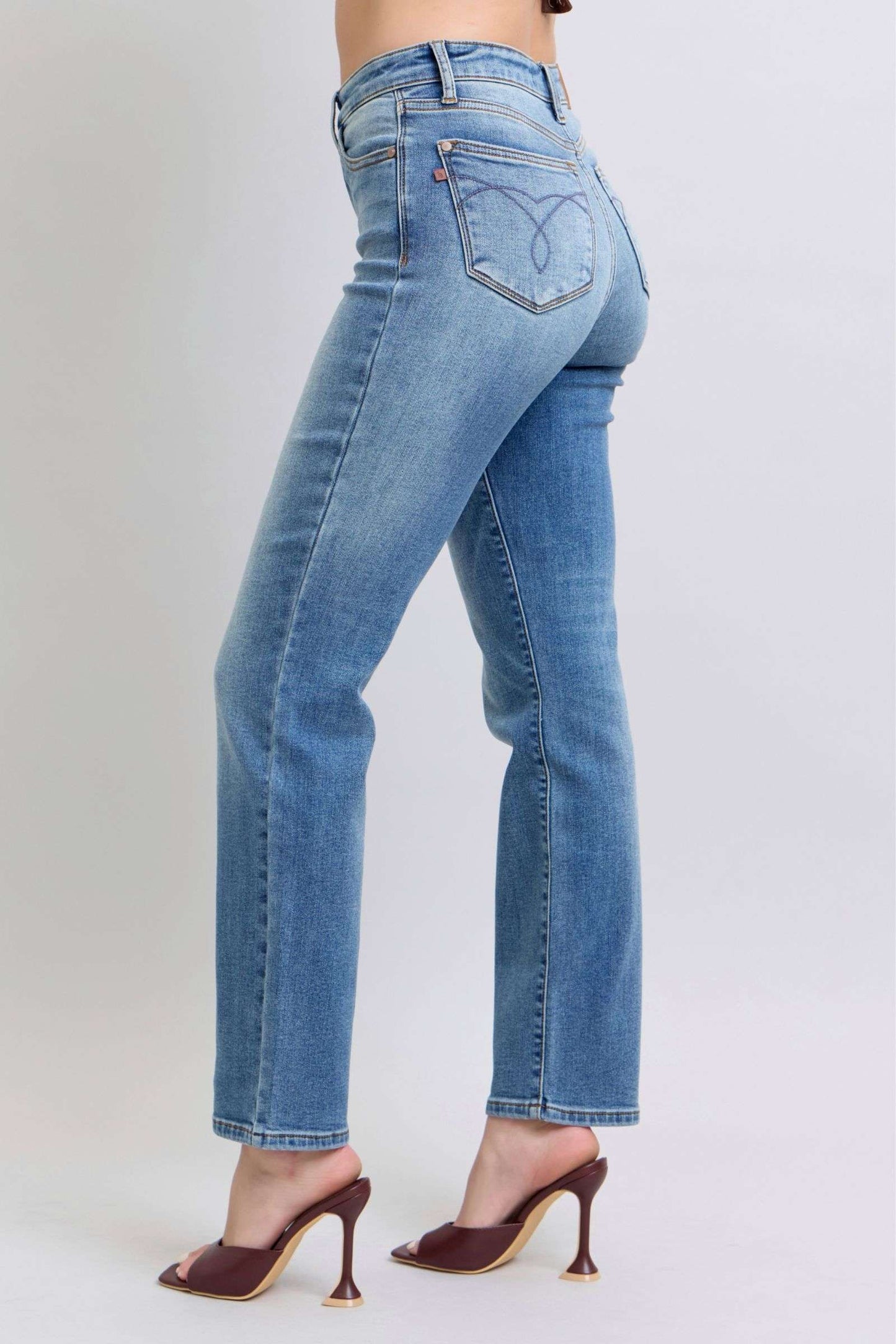 Judy Blue Full Size Wash Thermal Straight Jeans with Pockets - Free Shipping - Aurelia Clothing