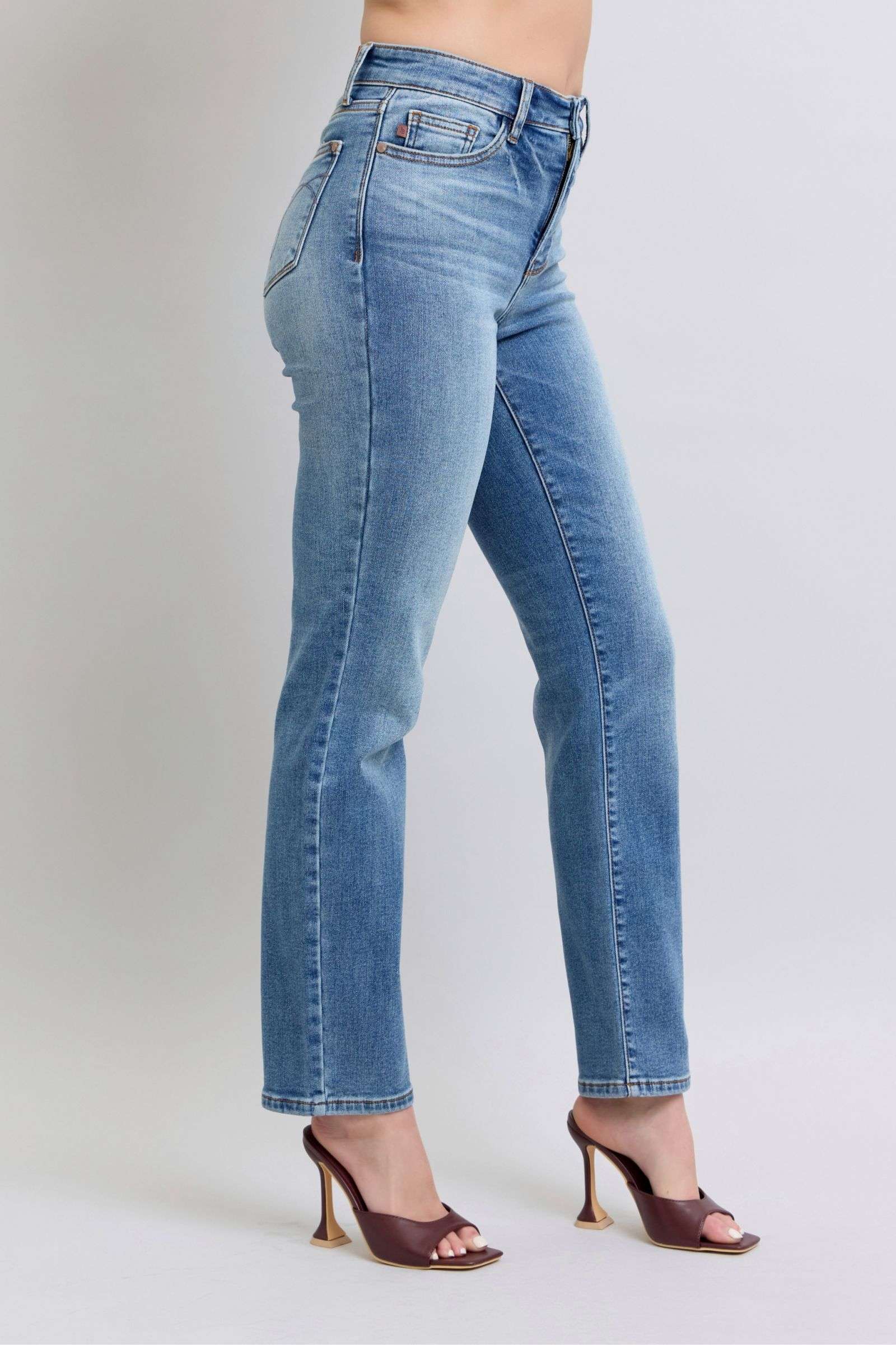 Judy Blue Full Size Wash Thermal Straight Jeans with Pockets - Free Shipping - Aurelia Clothing